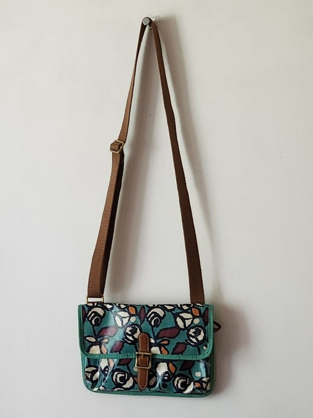 Fossil mini messenger bag + cigarette case Rose pattern teal purple white GUC **